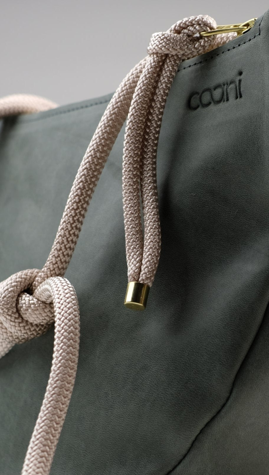 Umhängetasche 'Yuki' (Grau)