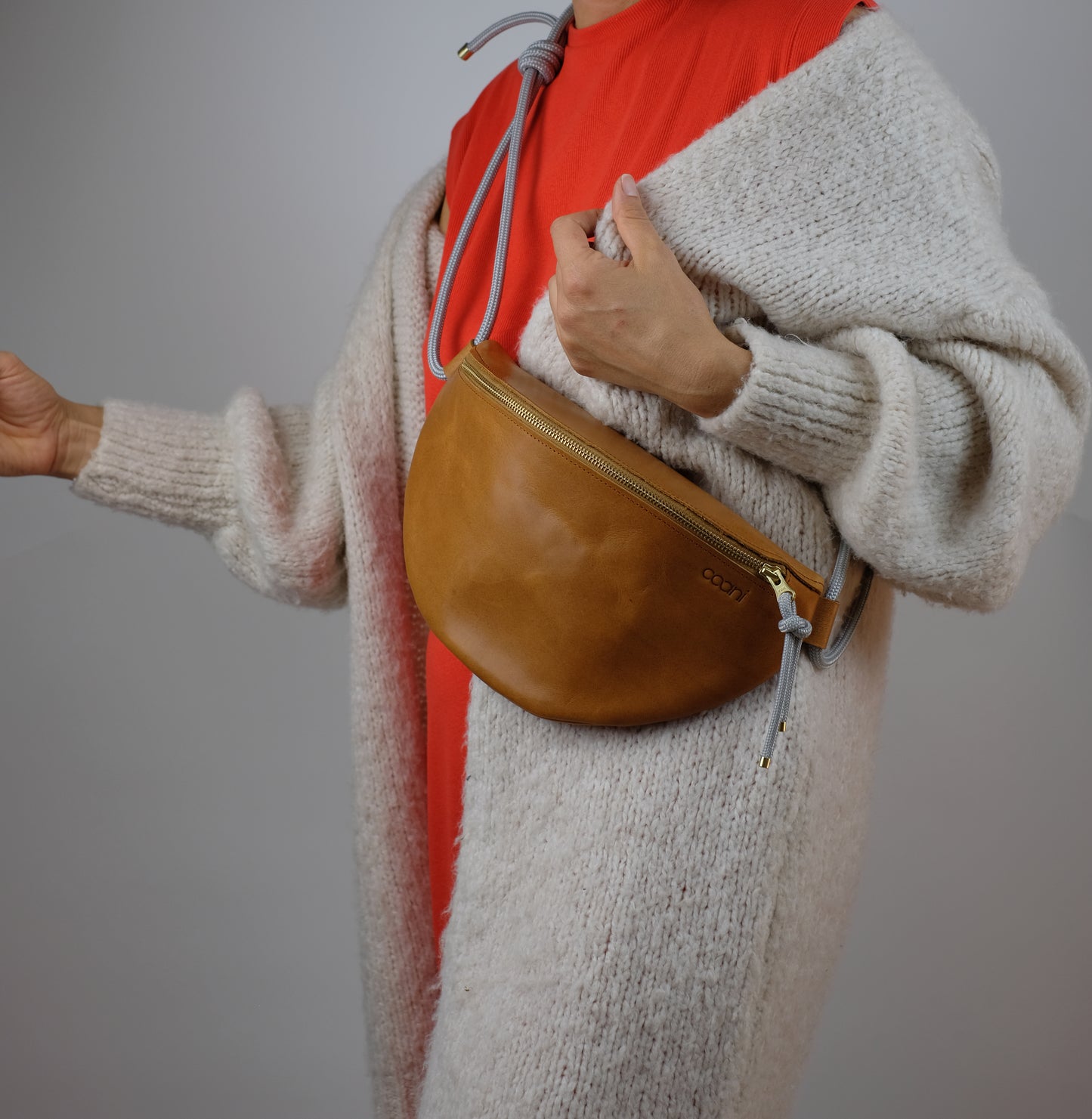 Umhängetasche 'Yuki' (Cognac)