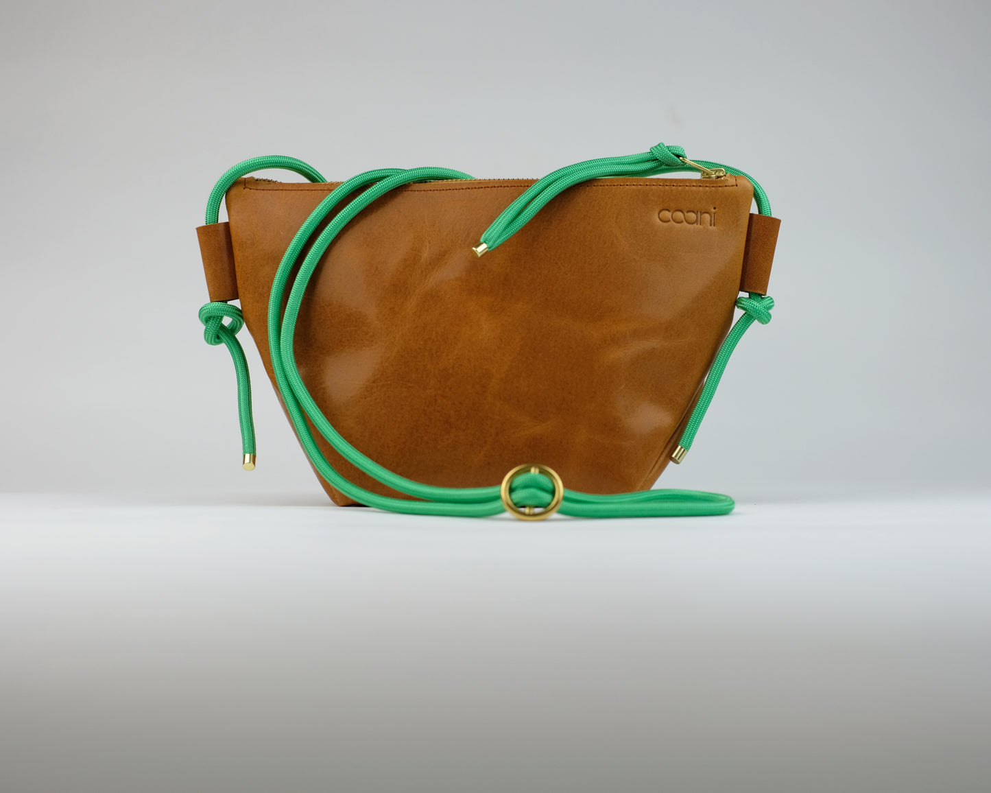 Umhängetasche 'Suri' (Cognac)