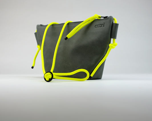 Umhängetasche 'Suri' (Grau)