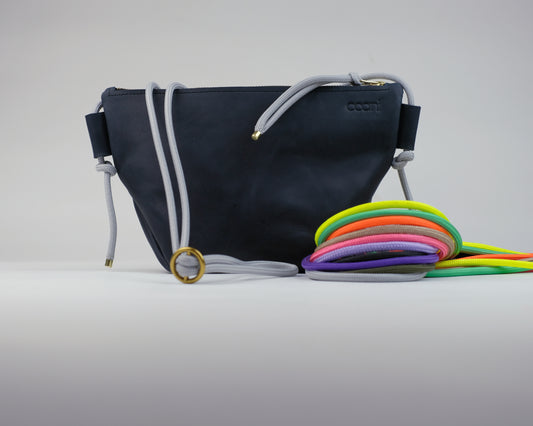 Umhängetasche 'Suri' (Schwarz)