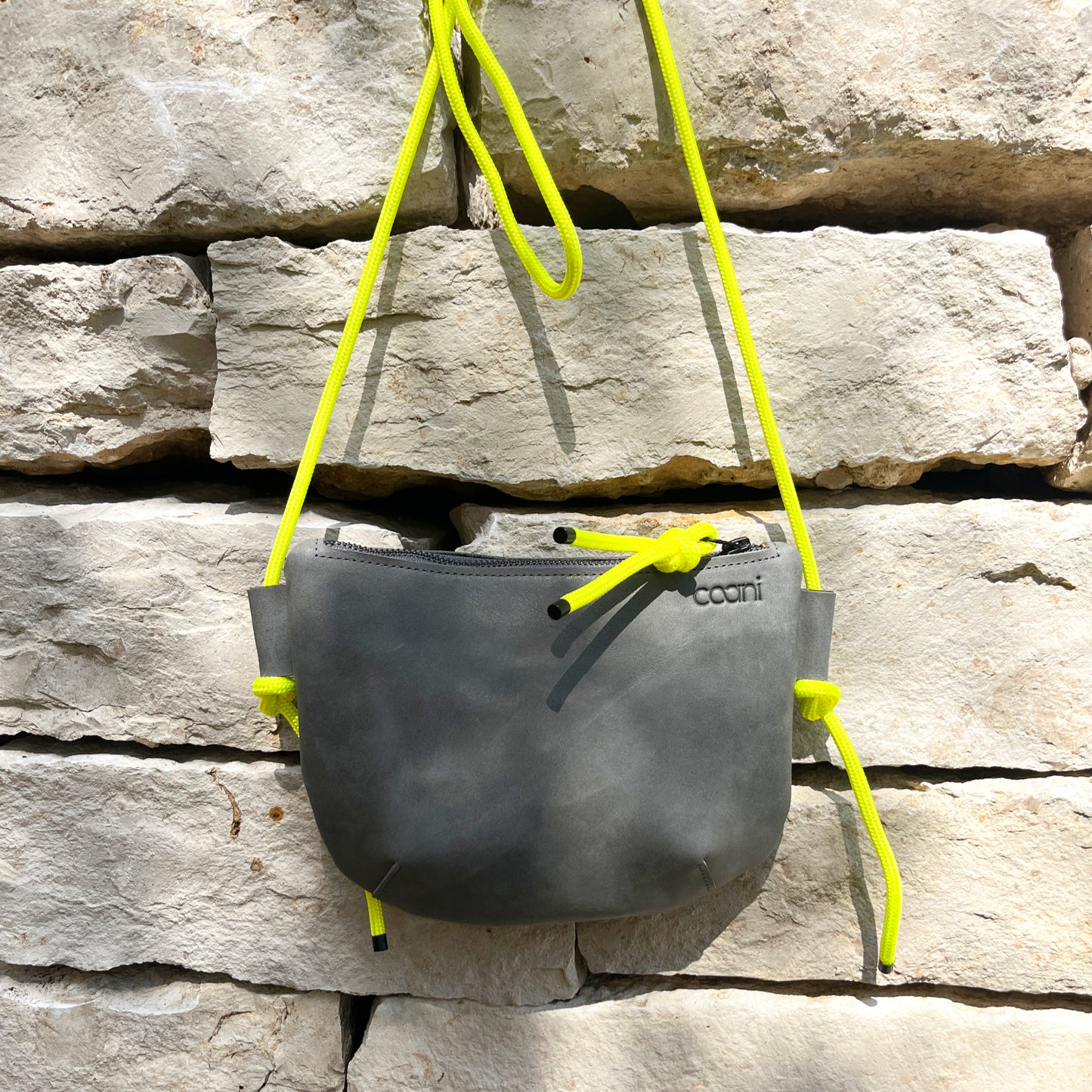 Umhängetasche 'Tami' (Grau)