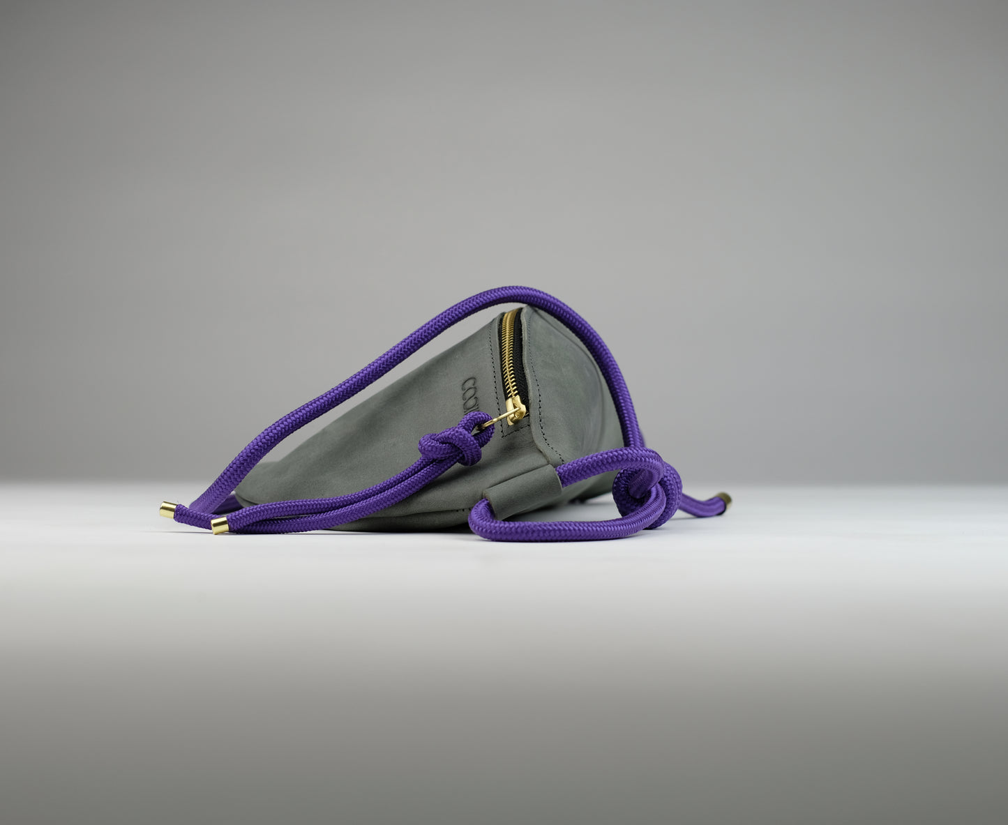 Umhängetasche 'Yuki' (Grau)