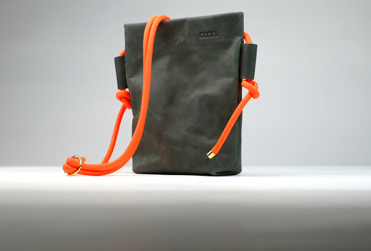 Umhängetasche 'Tia' (Grau)