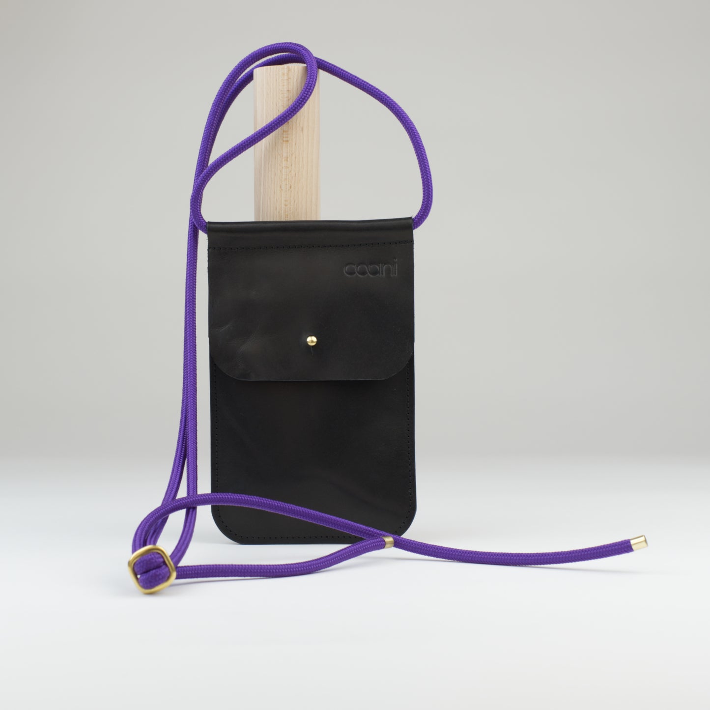 Minitasche `Loki` in Schwarz