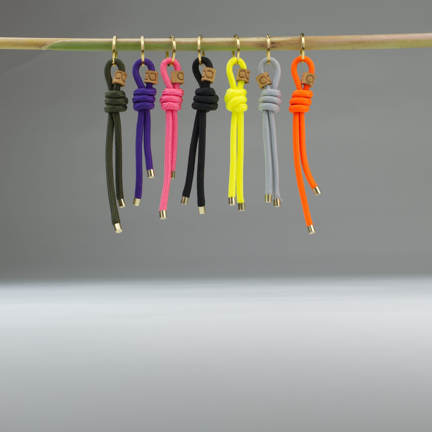 Schlüsselanhänger 'Yuva' in Gold