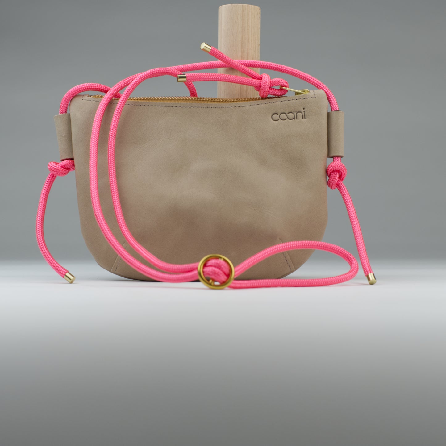Umhängetasche 'Tami' in Beige