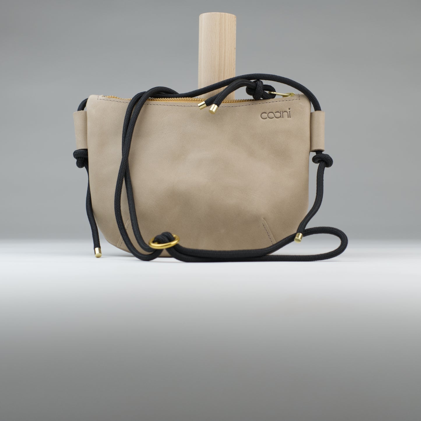 Umhängetasche 'Tami' in Beige