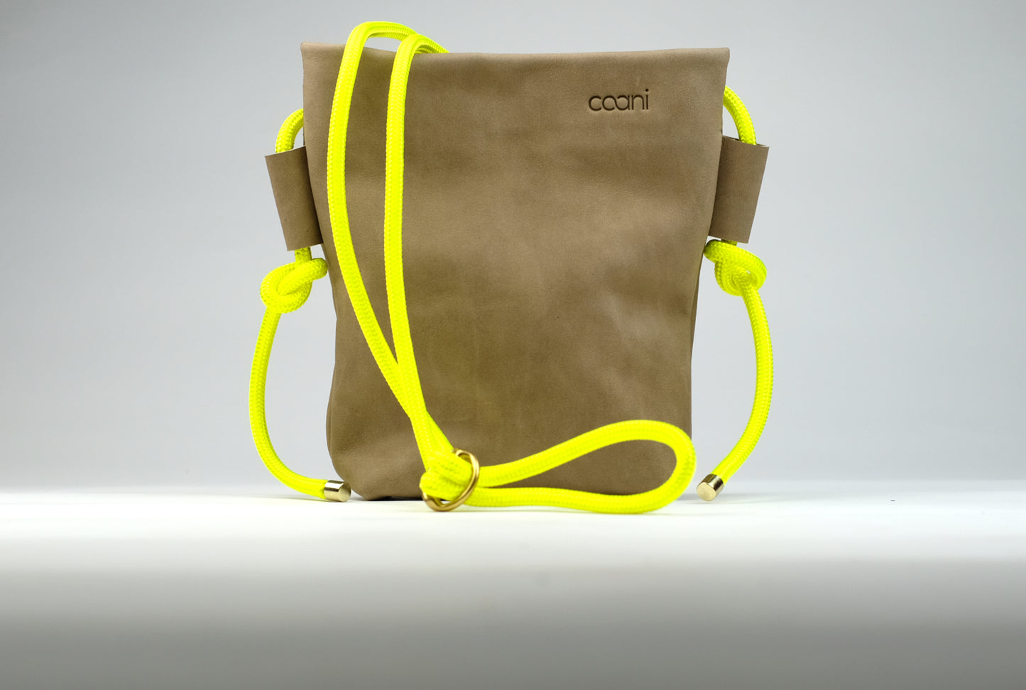Umhängetasche 'Tia' in Beige