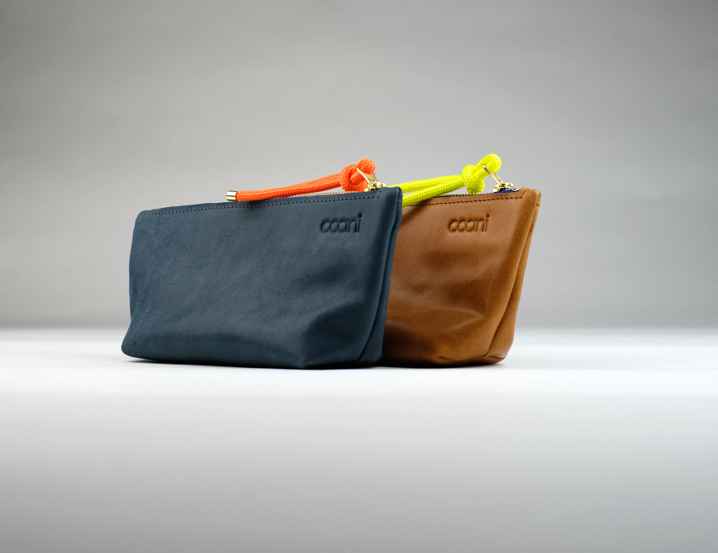 Kosmetiktasche 'Kara' in Cognac