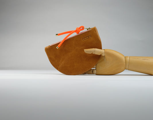 Pouch 'Tori' in cognac