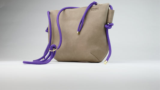 Umhängetasche 'Tami' XXL in Beige