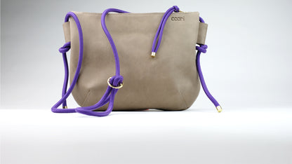 Umhängetasche 'Tami' XXL in Beige