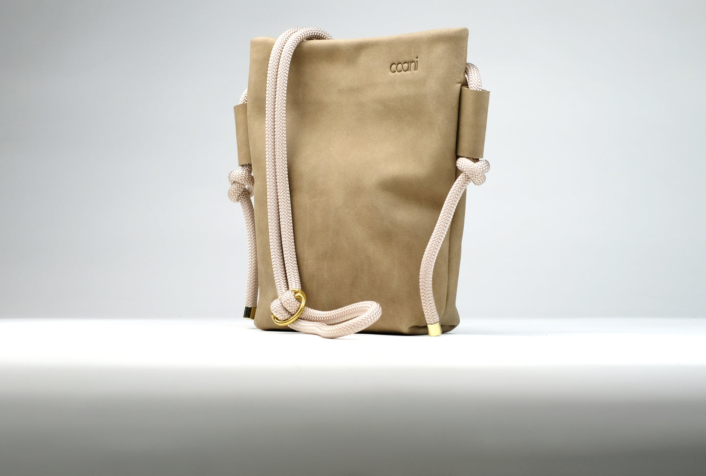 Umhängetasche 'Tia' in Beige